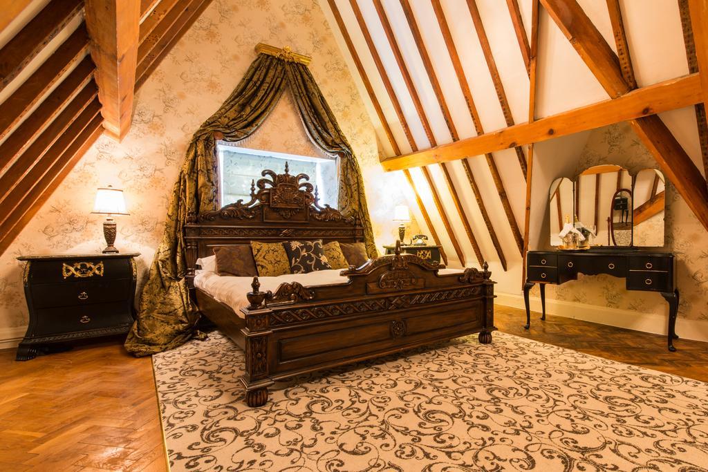Maenan Abbey Hotel Ланруст Екстериор снимка